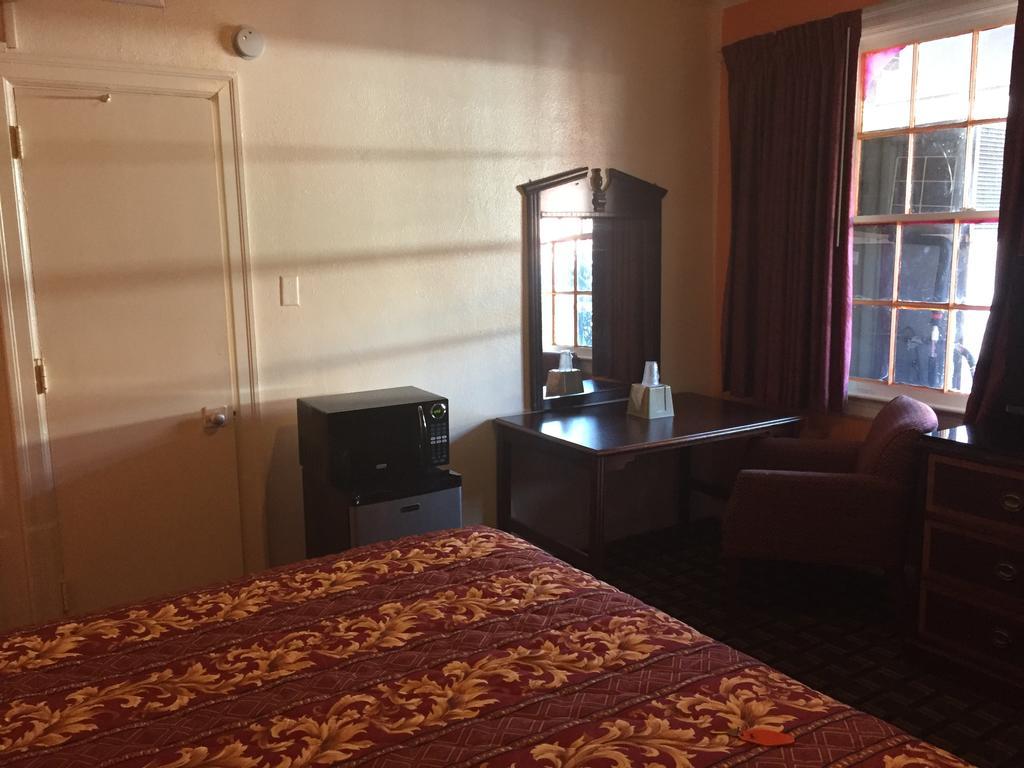 Budget Inn Downtown Mobile Kültér fotó